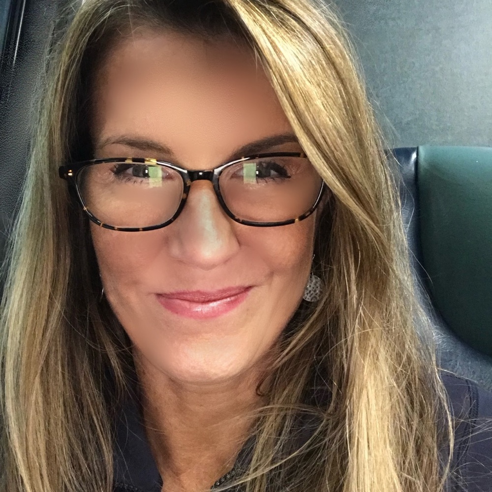 Meet your Posher, Lisa